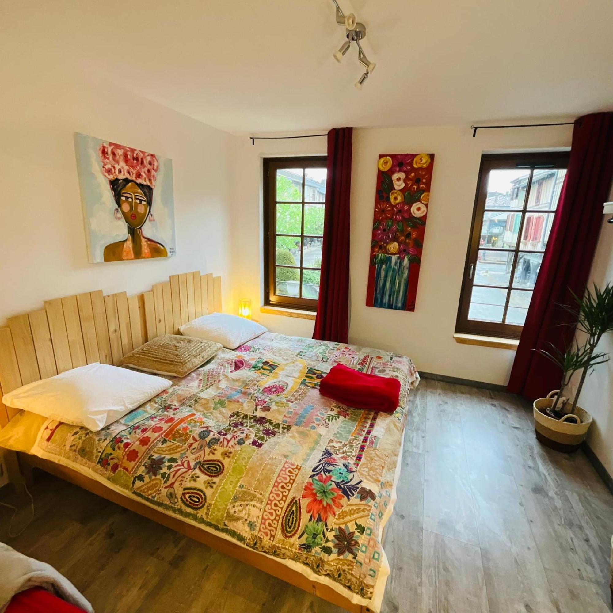 Hote Labyrinthe Lit 180 Cm Salle De Bain, Petit Dej Compris Mirepoix  Bagian luar foto
